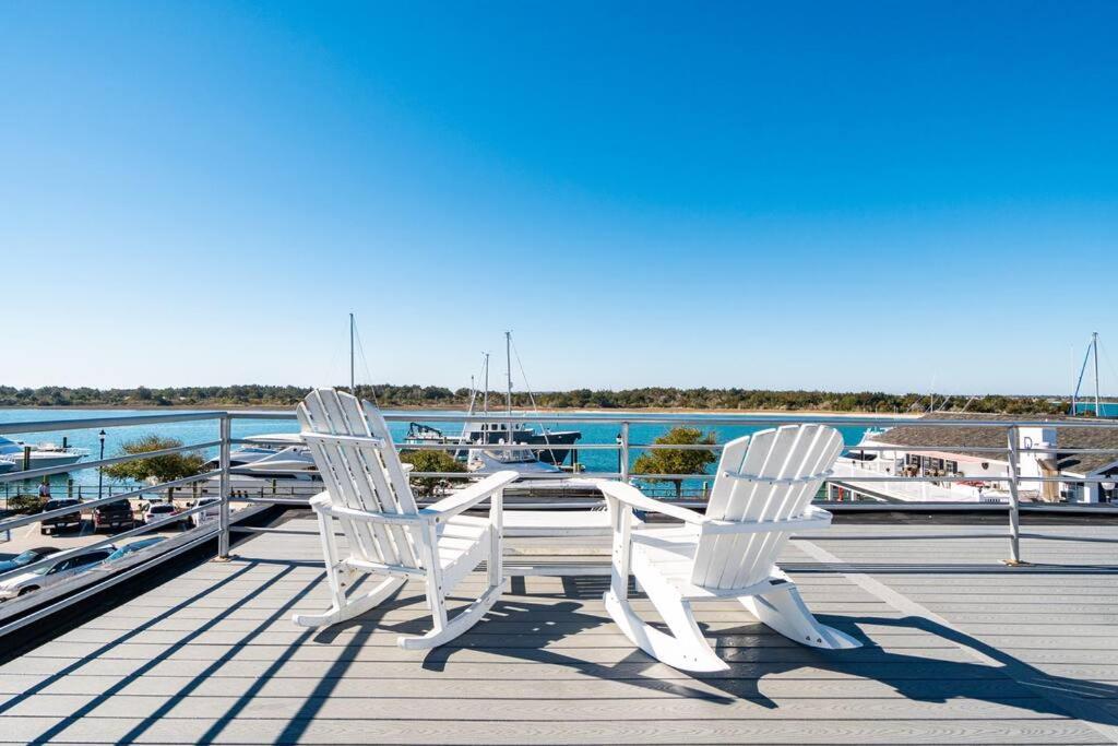 Why Knot Getaway...Rooftop With Waterview! Unit D Beaufort Esterno foto