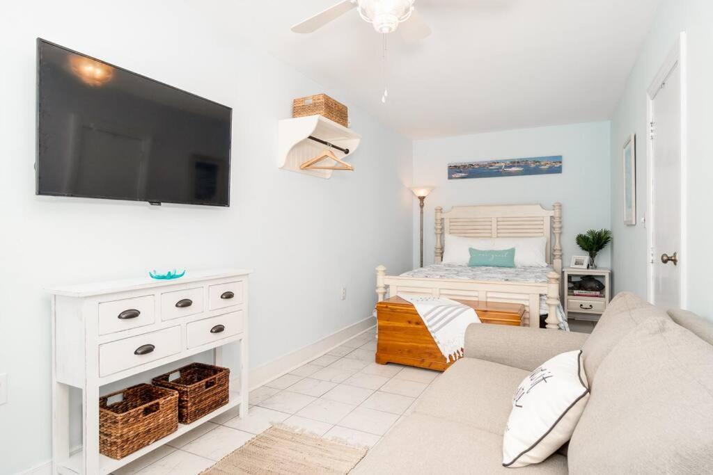 Why Knot Getaway...Rooftop With Waterview! Unit D Beaufort Esterno foto
